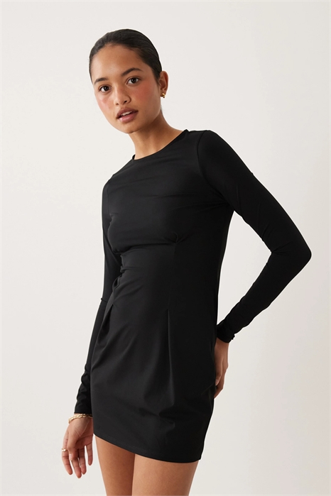 Мини-платье с длинными рукавами и декоративными швами артикул 155677218