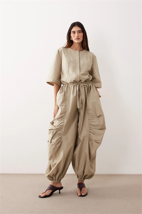 Комбинезон свободного кроя артикул 153648031