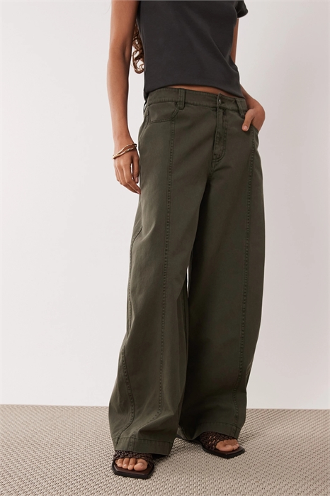 ASOS DESIGN Брюки-бочки для миниатюрных артикул 154446422