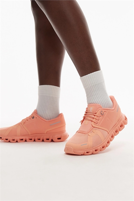 Кроссовки ON Cloud 6 для повседневного ношения артикул 153021347