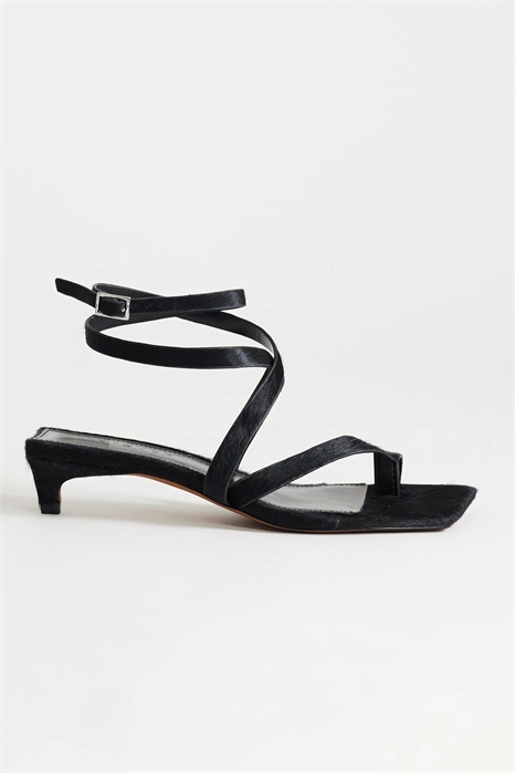 Сандалии Sophie на среднем каблуке с ремешками артикул 152941954