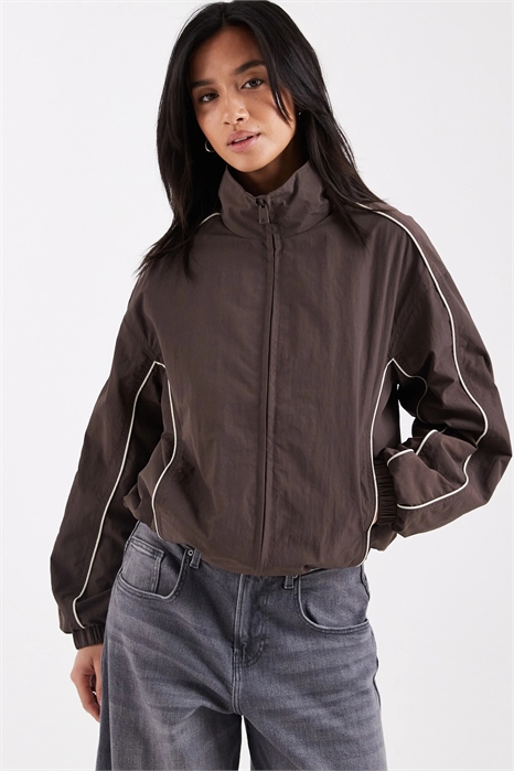 ASOS DESIGN Спортивная куртка оверсайз для миниатюрных артикул 152666033