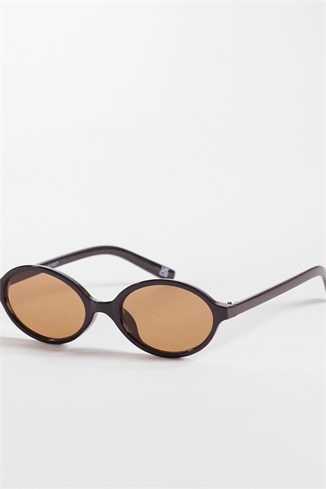 Овальные солнцезащитные очки с коричневыми стеклами артикул 153192877