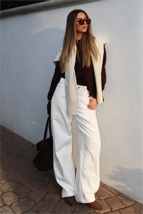 Джинсы с широкими брючинами артикул 156037458