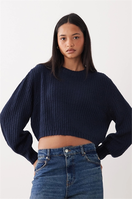 Короткий свитер с ребристой вязкой и круглым вырезом артикул 151058161