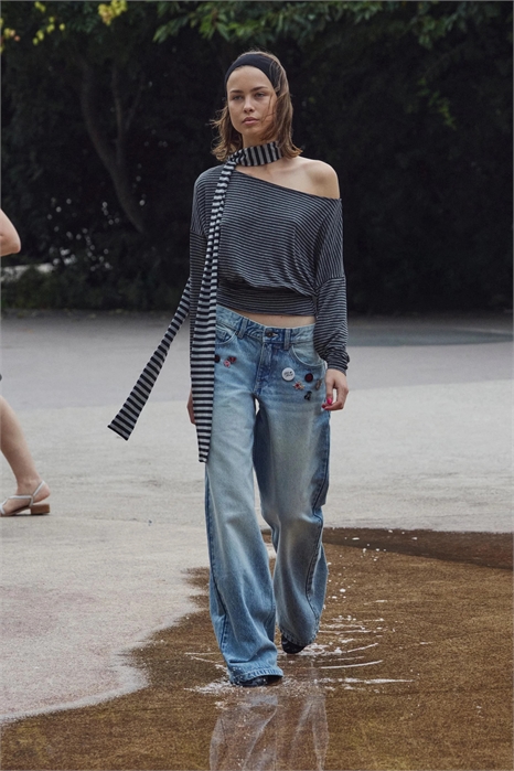 Джинсы в стиле бойфренд артикул 150535444