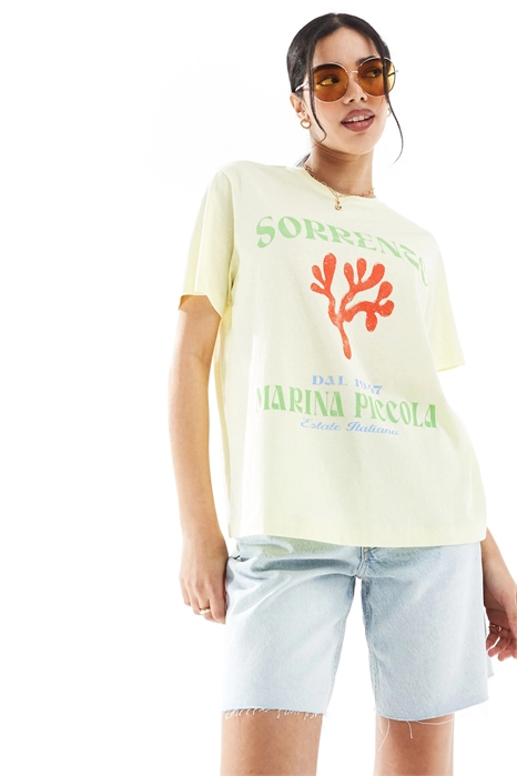 Футболка свободного кроя под льняной принт с коралловым рисунком артикул 141861337