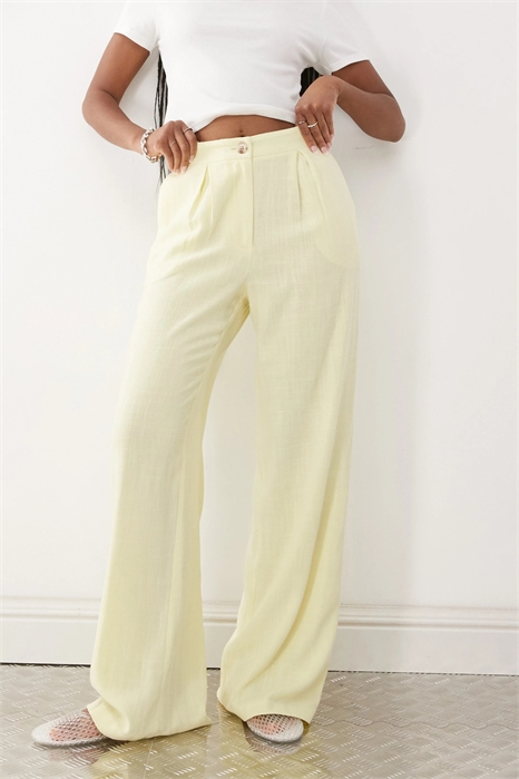 Брюки свободного кроя с широкими штанинами из смесовой ткани с добавлением льна артикул 141826768