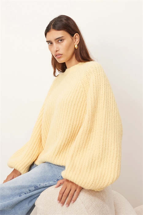 Свитер оверсайз из ребристой вязки с добавлением шерсти артикул 148808373