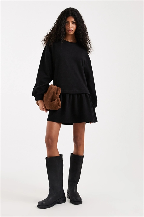 Платье-сарафан из ткани с ворсованной ребристой текстурой и заниженной талией артикул 155319719