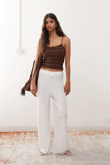 Комплект из брюк с прямыми брючинами из фактурного джерси артикул 148030818