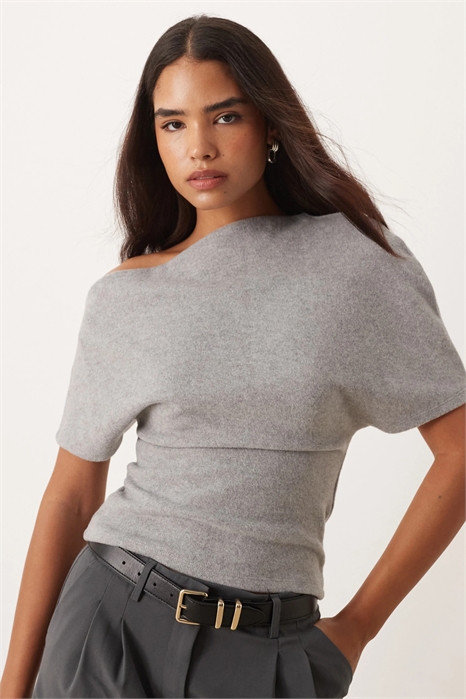 Мягкий асимметричный топ артикул 151022594