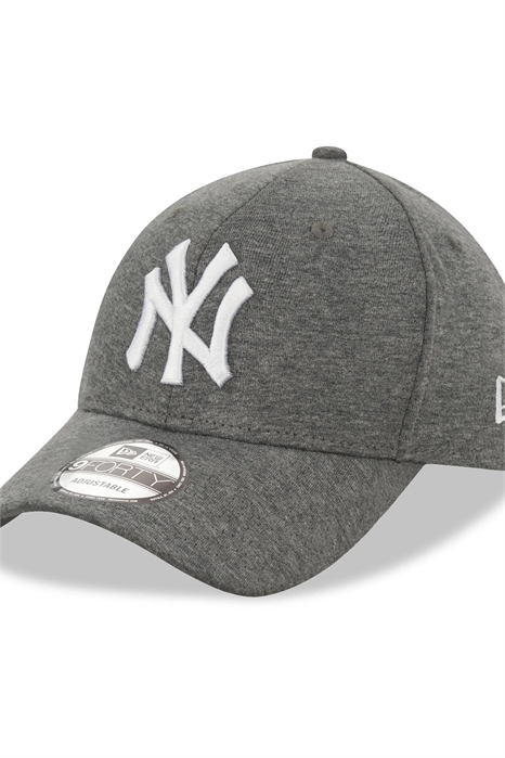Кепка «Нью-Йорк Янкиз» 9forty в стиле «Essential Jersey» артикул 154894875