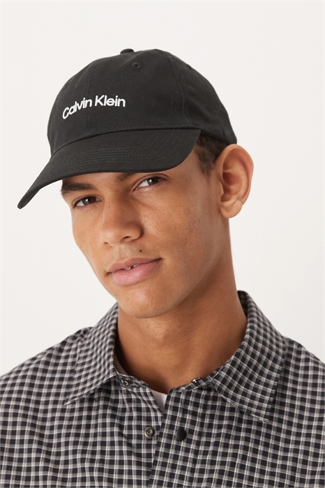 Бейсболка с вышитым логотипом артикул 154172710