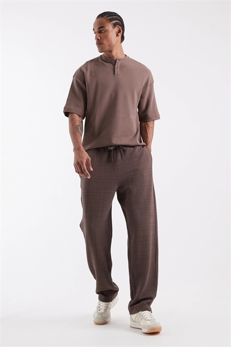 Джоггеры с прямыми брючинами артикул 156158027