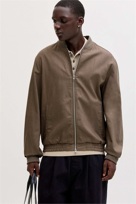 Куртка-бомбер артикул 156584625