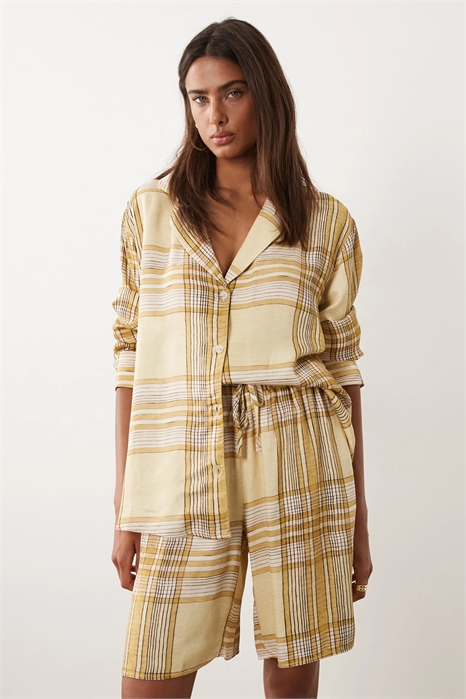 Короткие брюки из сатина артикул 155697961