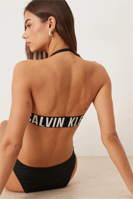 Роскошный цельный купальник без бретелек с вырезами артикул 154161404