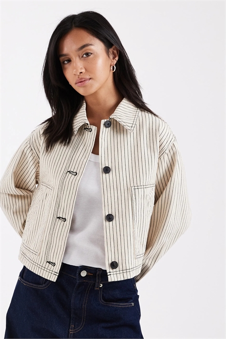 ASOS DESIGN Короткая хлопковая куртка-харрингтон для миниатюрных артикул 151452784