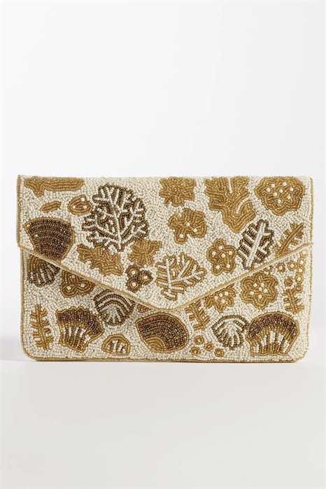 Клатч-конверт с украшением в виде ракушки артикул 153115852