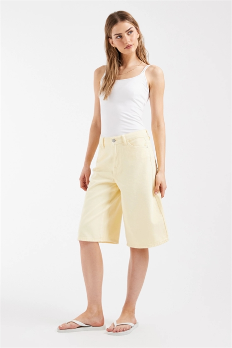 Длинные джинсовые шорты артикул 155472142