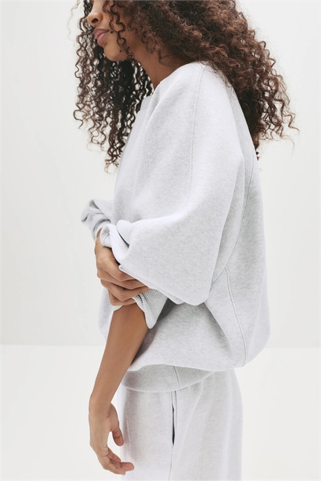 Свитшот свободного кроя со швами артикул 151646083