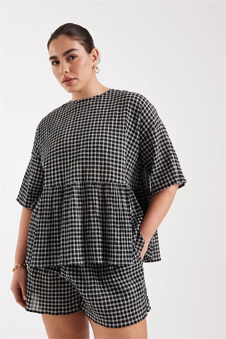 ASOS DESIGN Curve: топ с пеплумом и короткими рукавами свободного кроя артикул 152936092