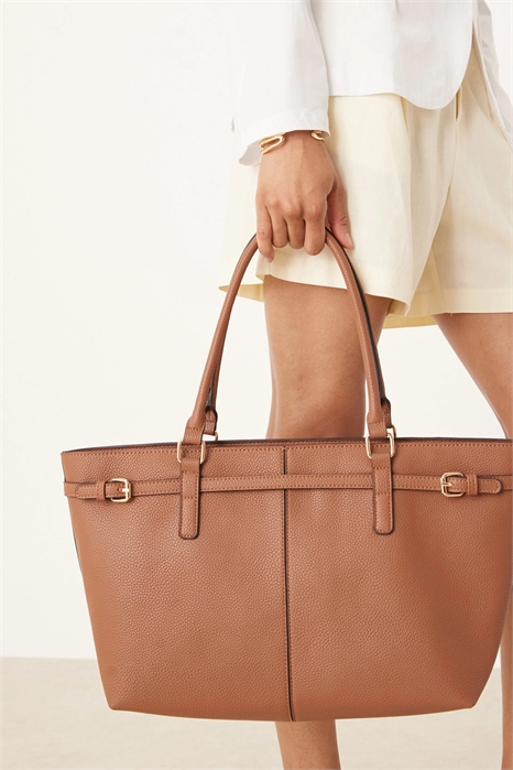 Сумка-тоут через плечо, с восточно-западным дизайном и пряжками артикул 145945671