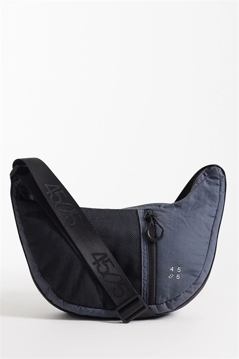 Спортивная сумка через плечо с практичным сетчатым карманом артикул 153248478