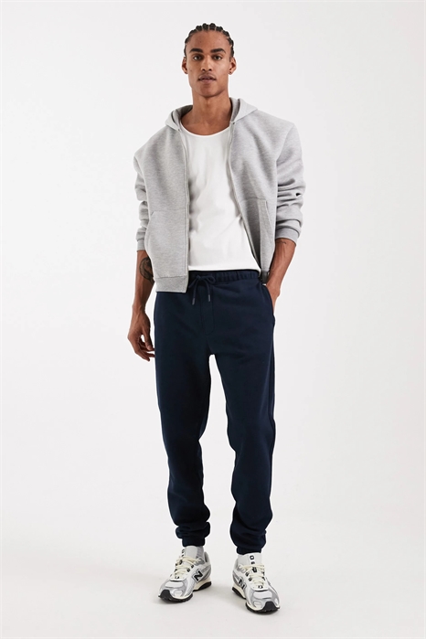 Универсальные джоггеры облегающего кроя артикул 154901197