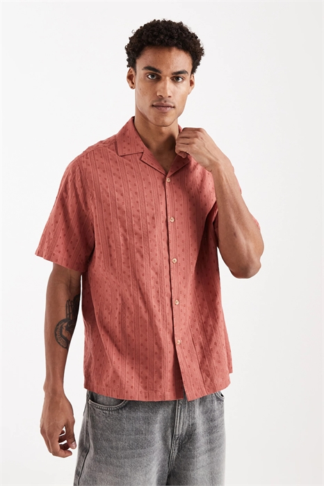 Рубашка свободного кроя с текстурной отделкой артикул 153757909