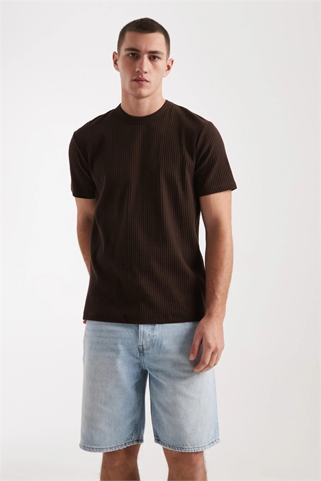 Джинсовые шорты прямого кроя артикул 155394881