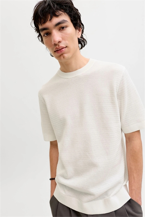 Трикотажная футболка артикул 156584100