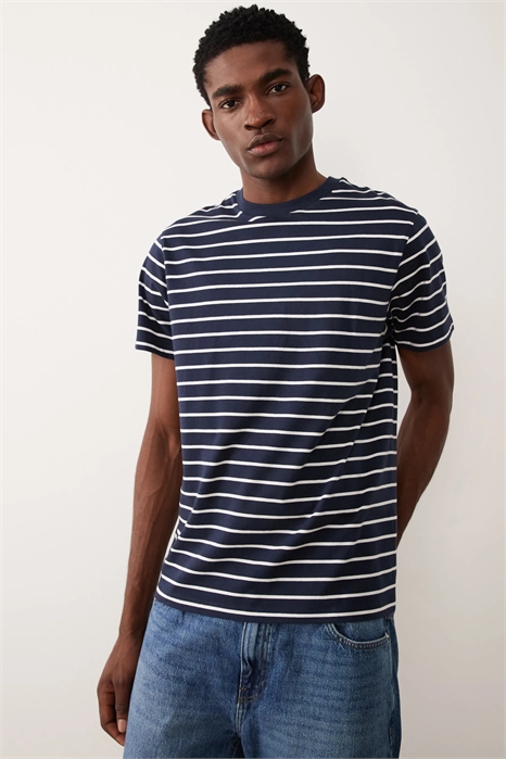 Футболка прямого кроя артикул 154838508