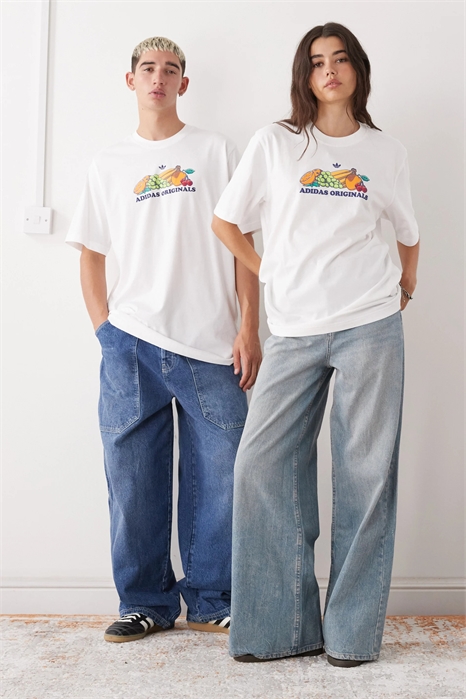 Футболка с рисунком фруктов артикул 147969611