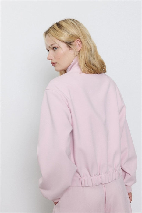 Куртка с высоким воротником и буффами артикул 156464665