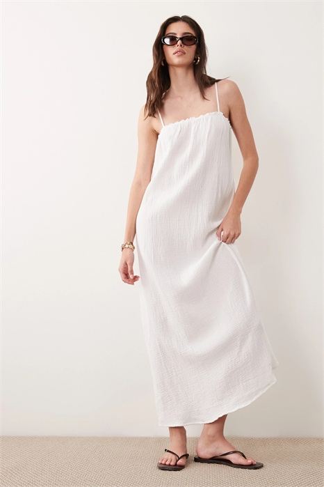 Макси-платье без рукавов из марли артикул 153115955