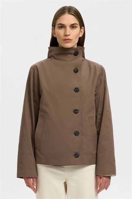 Тренч артикул 156584259