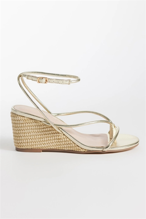 Сандалии Mary на танкетке с ремешками артикул 152864847