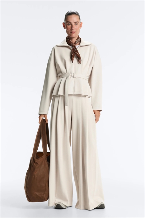 Хлопковые брюки с широкими брючинами и плиссировкой из пике артикул 156268052