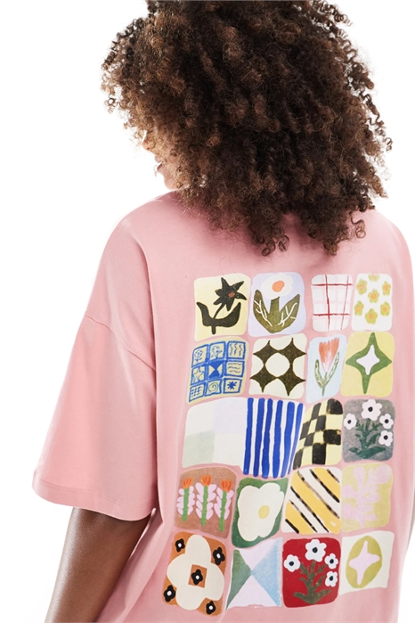 Объемная футболка с принтом в виде цветочной мозаики артикул 146785256