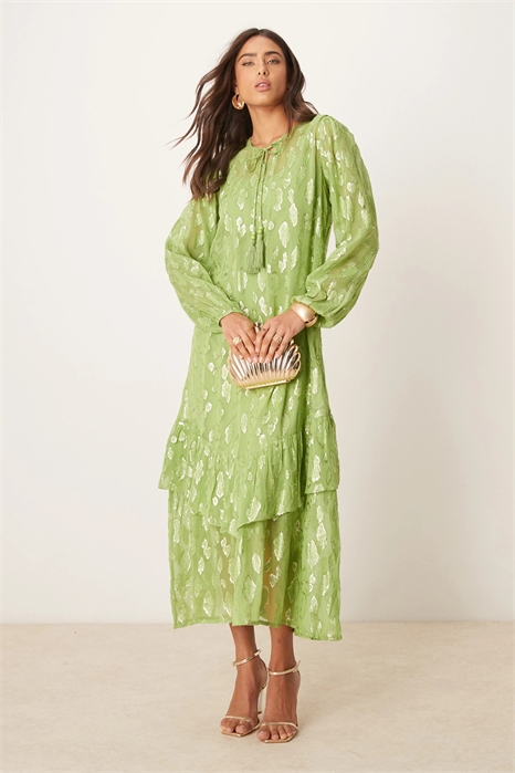 Платье-миди из металлической ткани свободного кроя артикул 142352955