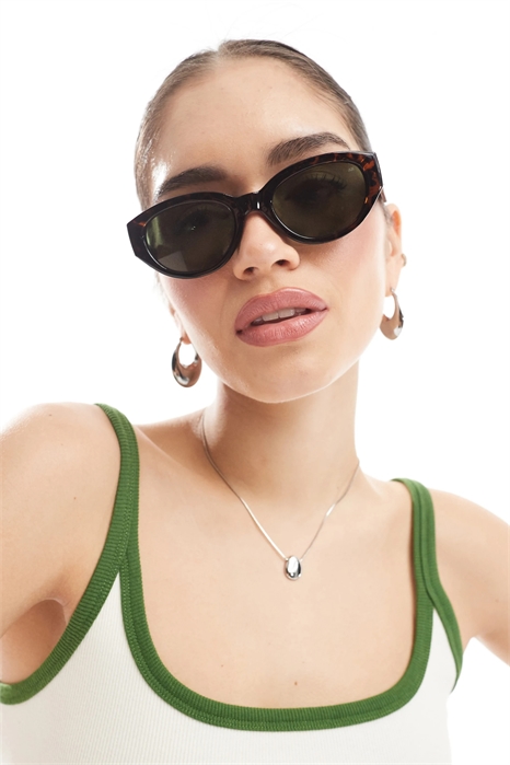 Солнцезащитные очки «кошачий глаз» от Winnie артикул 138342796