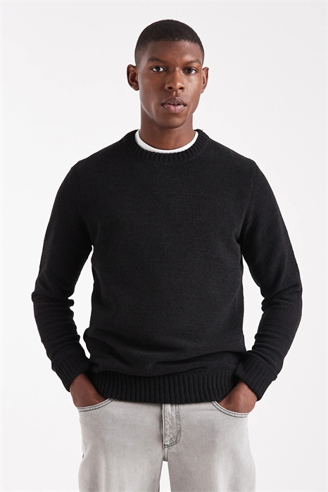 Свитер с круглым вырезом из шенилла артикул 151151296