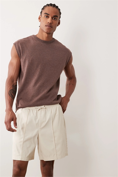 Шорты с завязками на талии и мелкими складками артикул 156621799