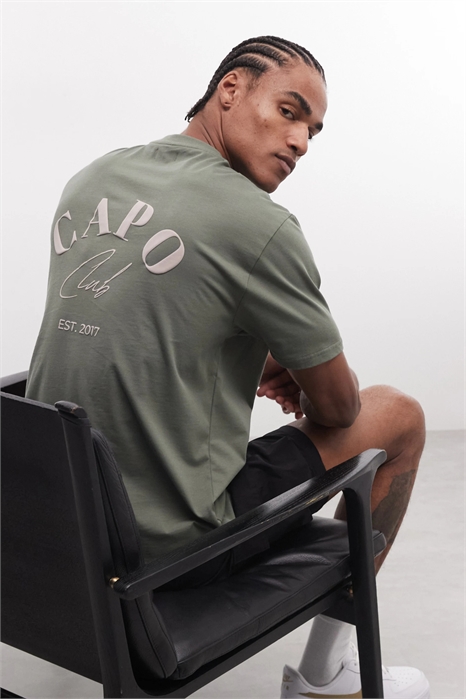 Футболка с логотипом пляжного клуба на спине артикул 156088256