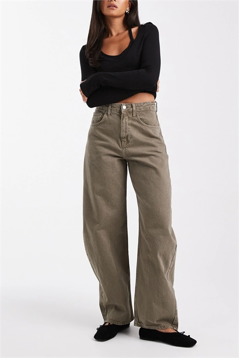 Джинсы с высокой талией и расклешенными брючинами артикул 150267851