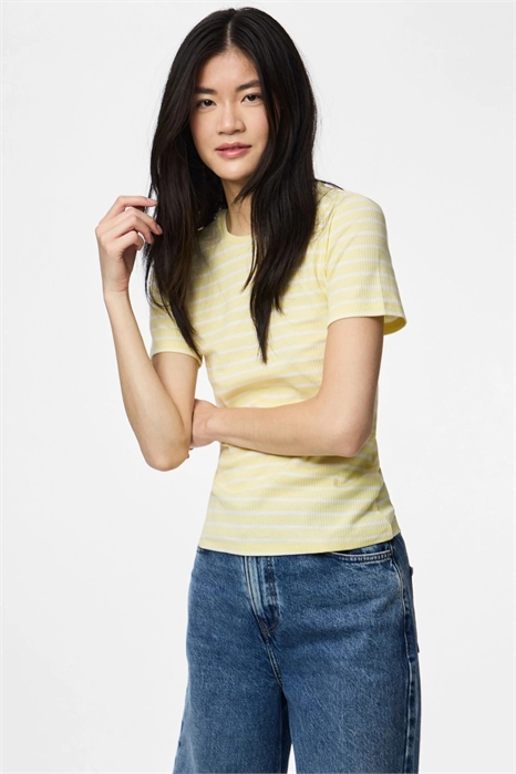 Футболка артикул 156657865