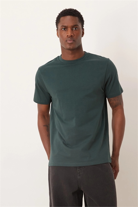 Футболка Essentials с прямым кроем артикул 153712468