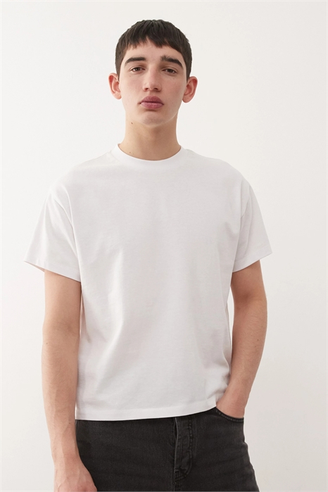 Короткая футболка прямого кроя артикул 153750447